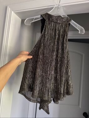 Black & Gold Flowy Metallic Top